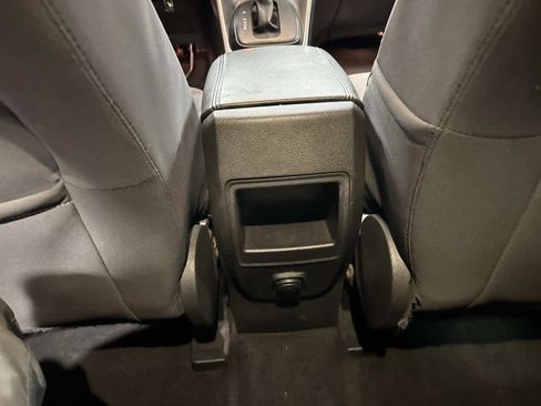 Used 2015 Ford Escape SE image 17