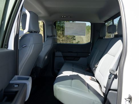 New 2026 Ford F350 XL w/ FX4 Off-Road Package image 18