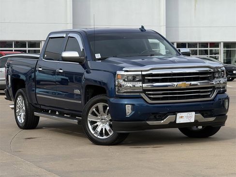 Used 2017 Chevrolet Silverado 1500 High Country image 2
