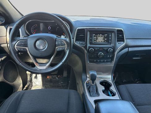 Used 2016 Jeep Grand Cherokee Laredo w/ Quick Order Package 23E AWD/4WD image 7