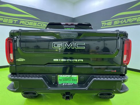 Used 2022 GMC Sierra 1500 AT4 w/ AT4 Premium Package AWD/4WD image 8