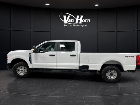 Used 2025 Ford F250 XL w/ XL Off-Road Package image 6