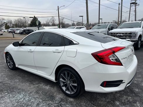 Used 2019 Honda Civic EX image 7