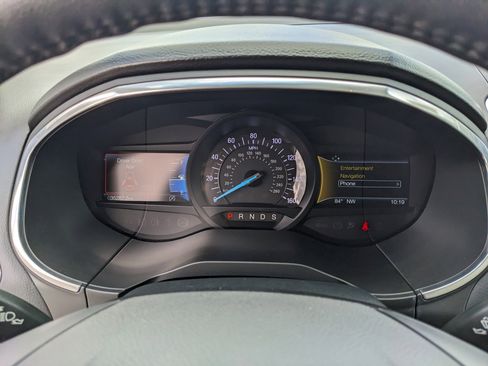 Used 2019 Ford Edge Titanium image 40