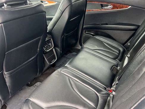 Used 2018 Lincoln MKX Reserve image 4