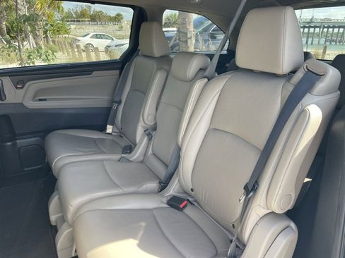 Used 2018 Honda Odyssey EX-L image 13