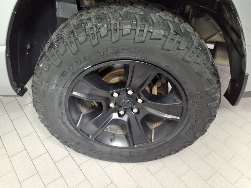 Used 2020 RAM 1500 Big Horn AWD/4WD image 8