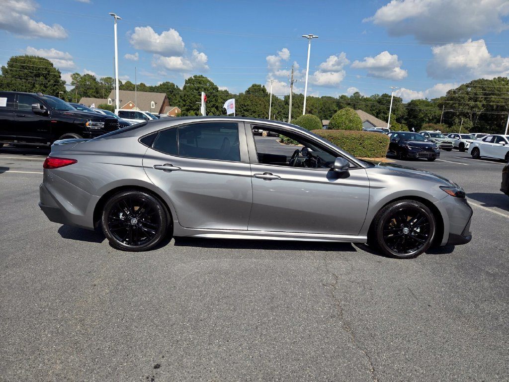 Used 2025 Toyota Camry SE w/ Multimedia Upgrade Package FWD image 13