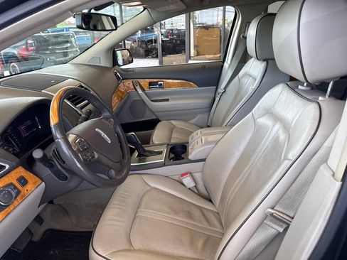 Used 2013 Lincoln MKX AWD image 11