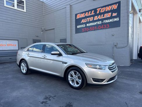 Used 2017 Ford Taurus SEL w/ Equipment Group 201A image 1