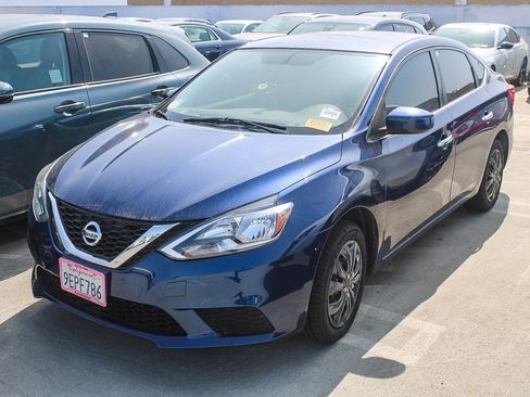 Used 2017 Nissan Sentra SV image 6