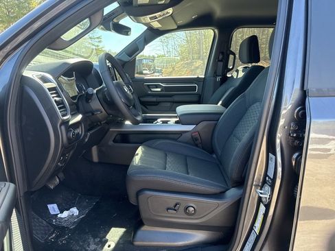 New 2026 RAM 1500 4x4 Crew Cab image 18