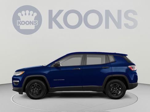 Used 2021 Jeep Compass Sport FWD image 2