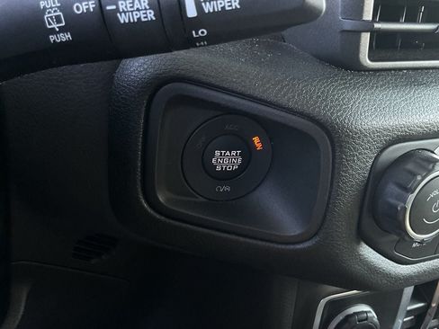 Used 2025 Jeep Wrangler Unlimited Sahara AWD/4WD image 47