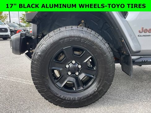 Used 2021 Jeep Gladiator Mojave AWD/4WD image 2