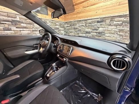 Used 2020 Nissan Kicks SV FWD image 15