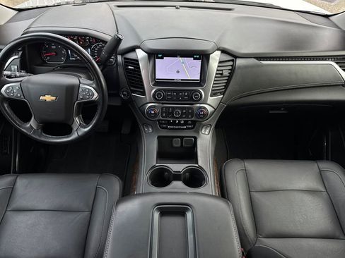 Used 2020 Chevrolet Tahoe LT w/ Luxury Package AWD/4WD image 15