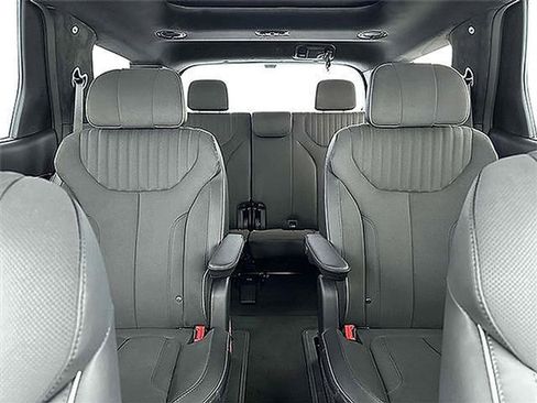 Used 2025 Hyundai Palisade Calligraphy AWD/4WD image 19