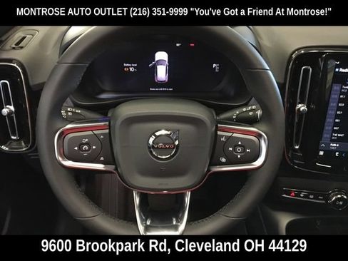 New 2024 Volvo XC40 Recharge Plus w/ Protection Package Premier RWD image 17