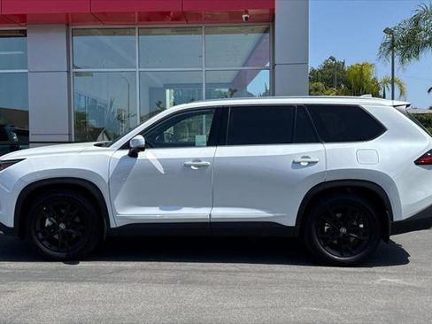 Certified 2026 Toyota Grand Highlander AWD Hybrid image 9