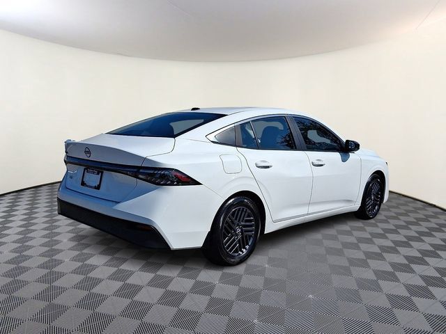 Used 2026 Nissan Sentra SV w/ SV Convenience Package FWD image 7