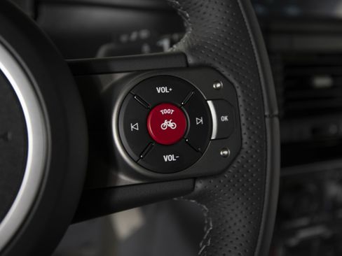 New 2025 INEOS Grenadier Fieldmaster Edition image 24