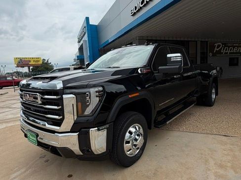 New 2026 GMC Sierra 3500 SLT w/ SLT Convenience Package AWD/4WD image 5