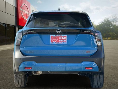 New 2026 Nissan Kicks SR image 8