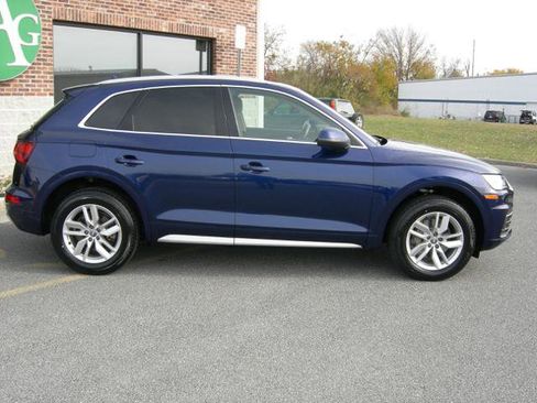 Used 2020 Audi Q5 2.0T Premium image 3