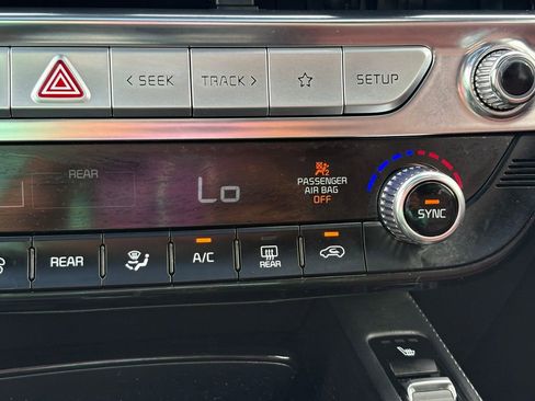 Certified 2023 Kia Telluride SX Prestige AWD/4WD image 30