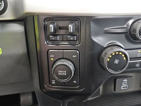 New 2026 Ford F250 XL w/ XL Chrome Package image 15