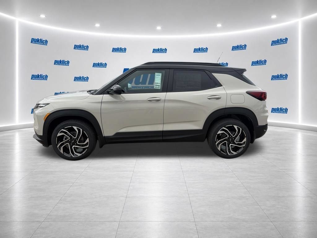 New 2026 Chevrolet TrailBlazer RS w/ Convenience Package AWD/4WD image 2