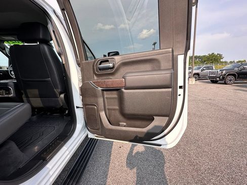 Certified 2021 GMC Sierra 2500 Denali w/ Denali Ultimate Package AWD/4WD image 19