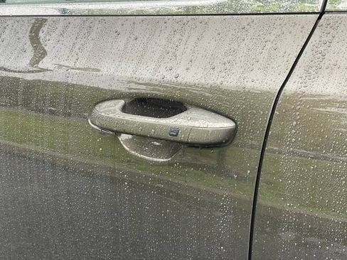 Used 2022 Kia Telluride EX w/ EX Premium Package AWD/4WD image 28
