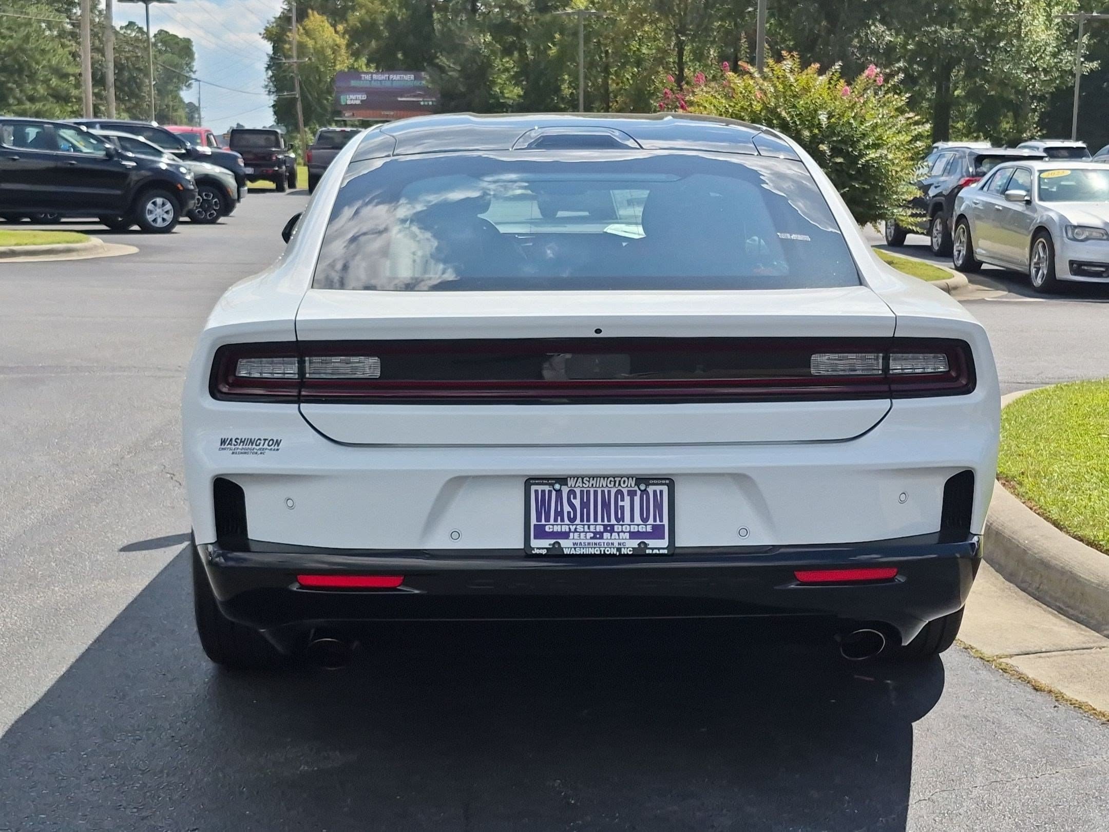 New 2027 Dodge Charger R/T AWD/4WD image 6