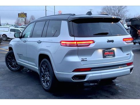 New 2025 Jeep Grand Cherokee L Summit image 3