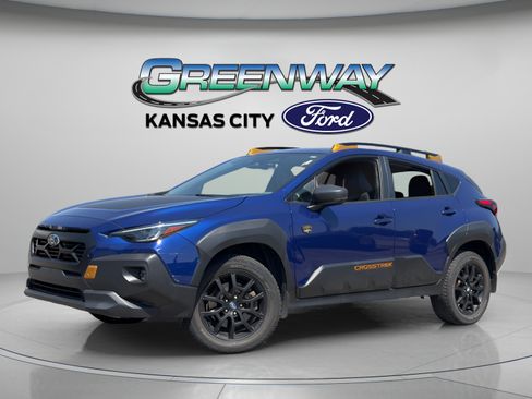 Used 2024 Subaru Crosstrek 2.5i Wilderness w/ Wilderness Package AWD/4WD image 3