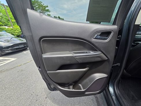 Used 2018 Chevrolet Colorado ZR2 AWD/4WD image 16