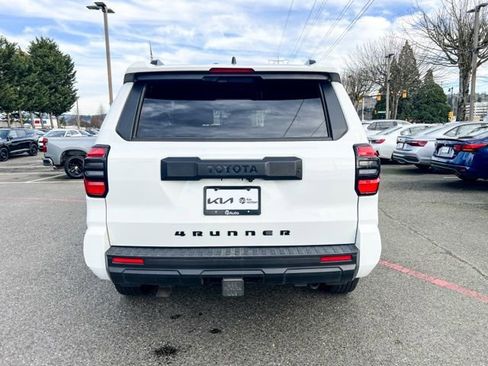 Used 2025 Toyota 4Runner SR5 image 8