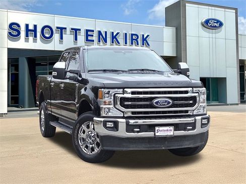 Used 2020 Ford F250 Lariat w/ Chrome Package image 1