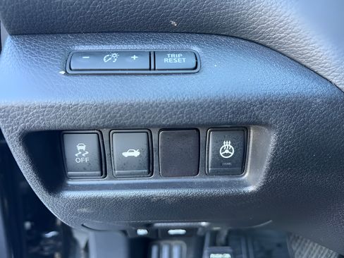 Used 2015 Nissan Altima 2.5 SL w/ Moonroof Package FWD image 19