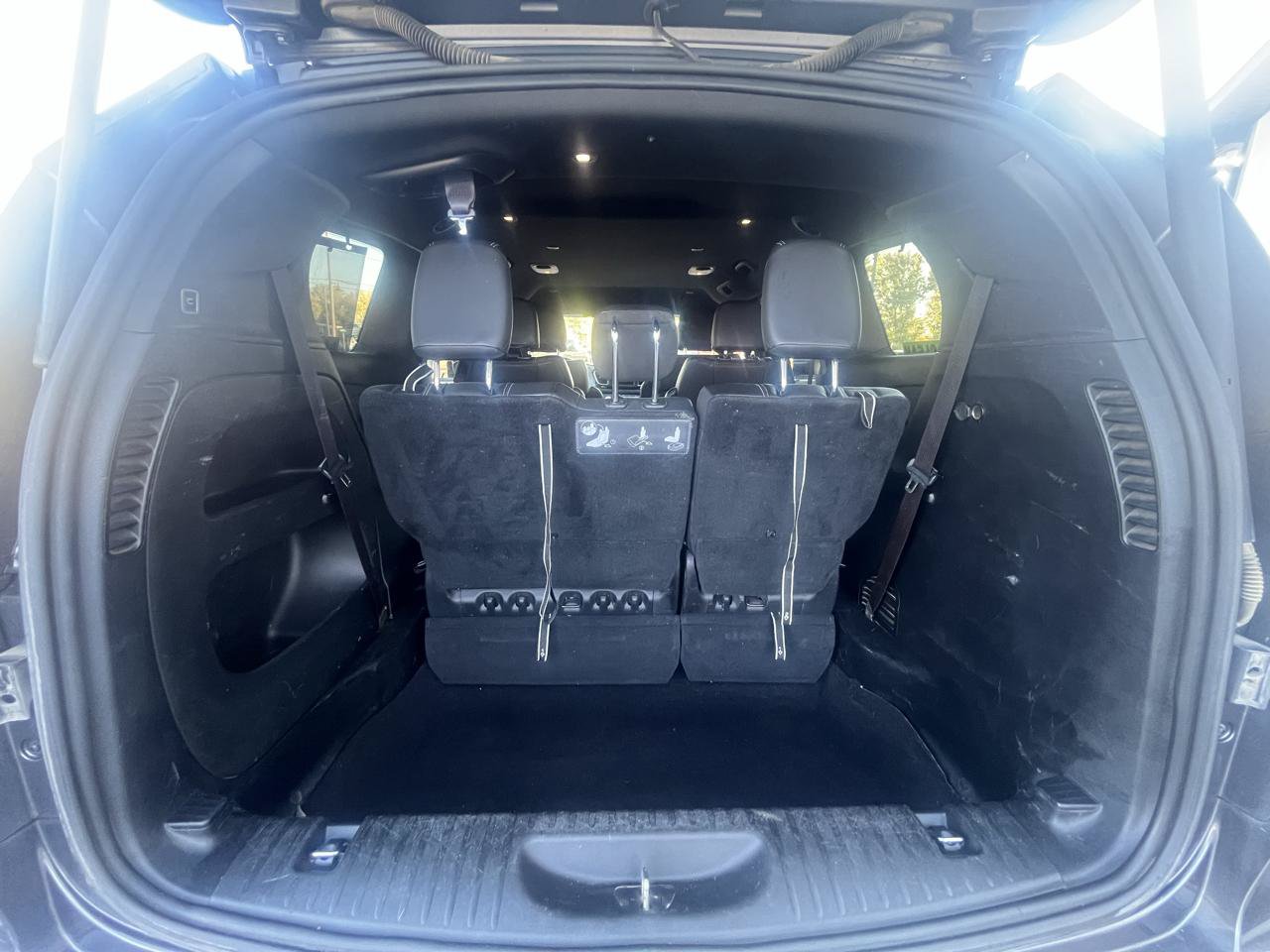 Used 2019 Chrysler Pacifica Touring-L w/ S Appearance Package FWD image 21