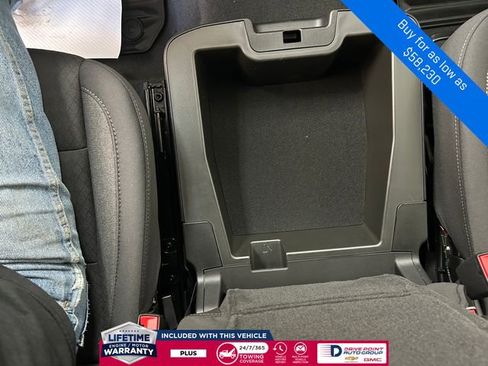 New 2026 GMC Sierra 1500 SLE image 17