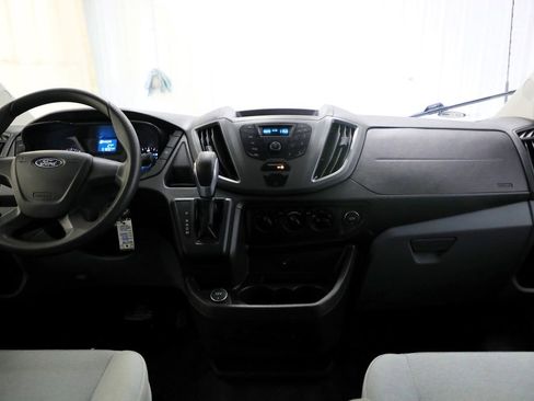 Used 2017 Ford Transit 150 130 Low Roof RWD image 2