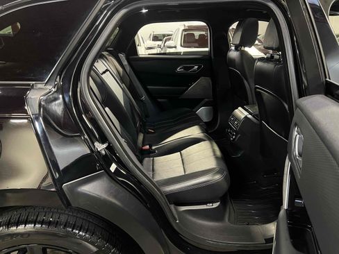 Used 2018 Land Rover Range Rover Velar R-Dynamic SE image 37