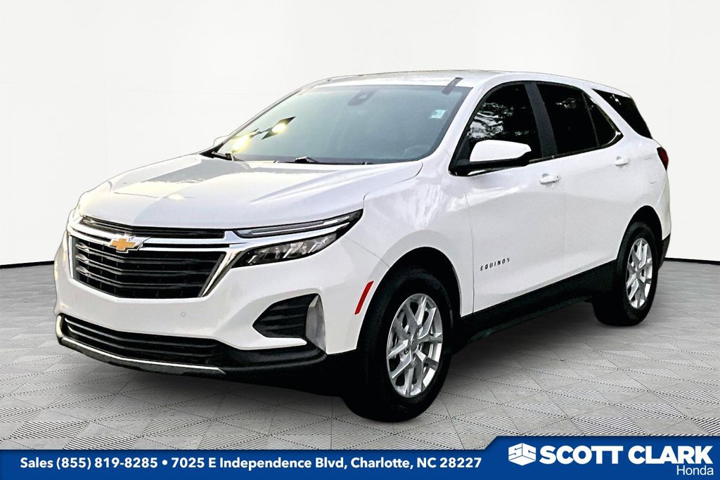 Used 2024 Chevrolet Equinox LT FWD image 3
