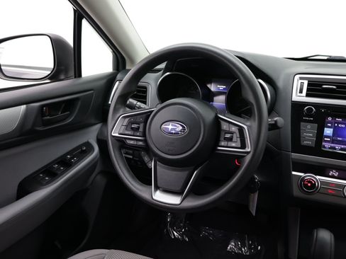 Used 2019 Subaru Outback 2.5i AWD/4WD image 30
