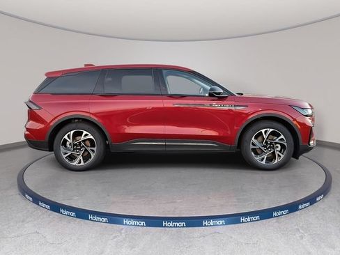 New 2026 Lincoln Nautilus Premier w/ Equipment Group 102A AWD/4WD image 4