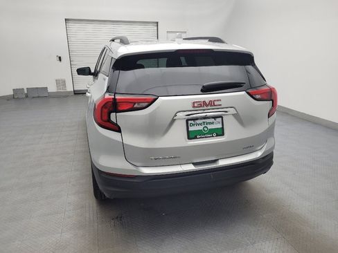 Used 2018 GMC Terrain SLE w/ Driver Convenience Package image 6