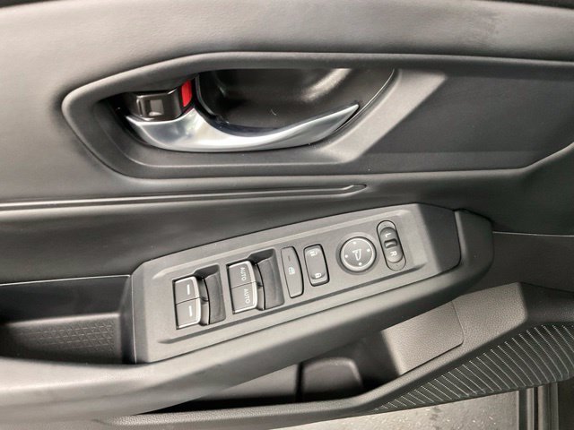 Used 2025 Honda Accord SE image 31